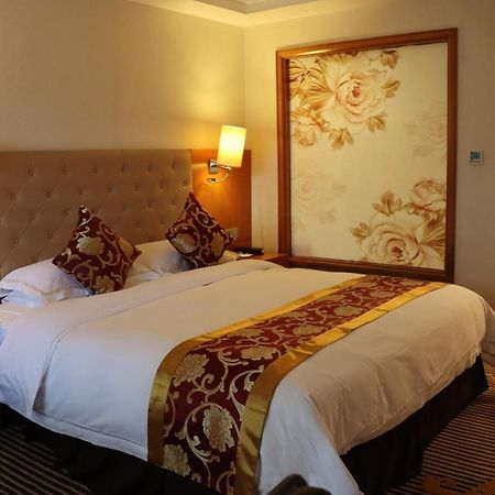 Guangzhou Yuehai Hotel Esterno foto