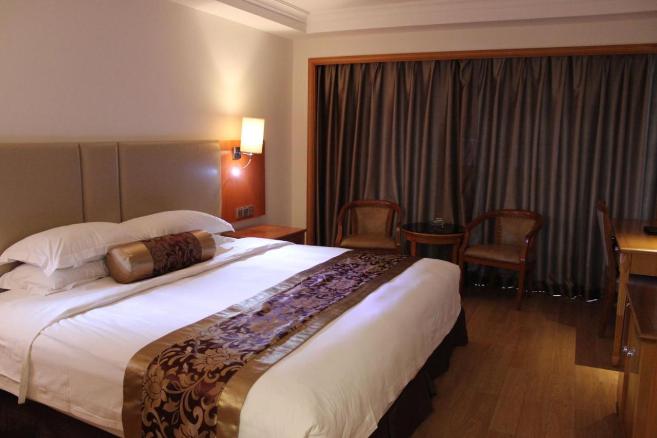Guangzhou Yuehai Hotel Esterno foto