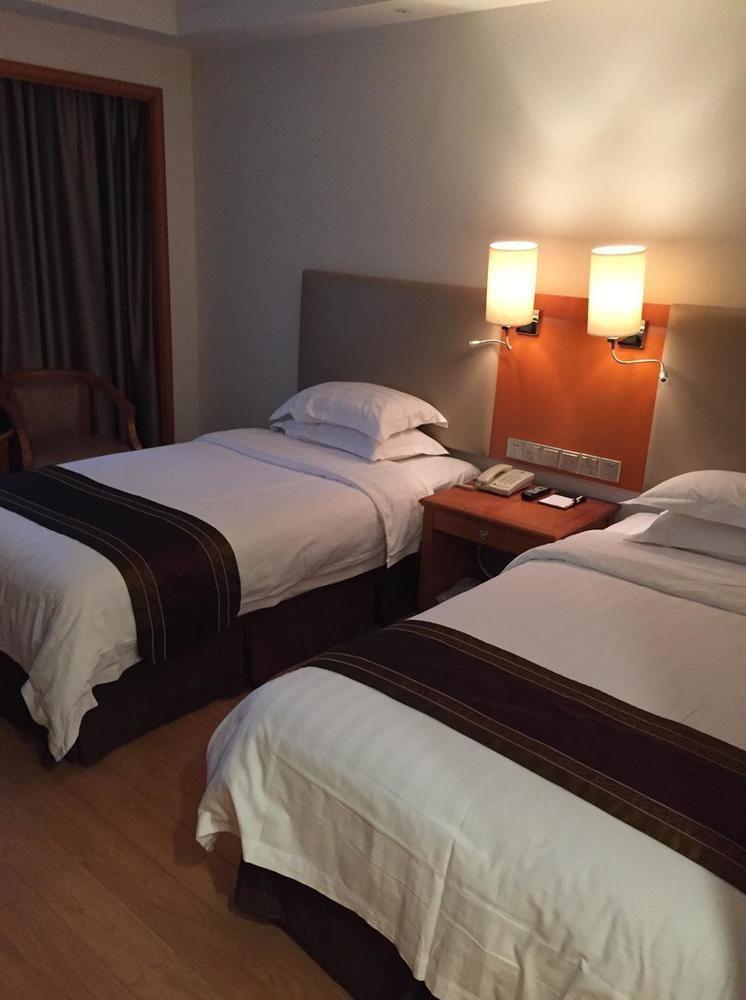 Guangzhou Yuehai Hotel Esterno foto